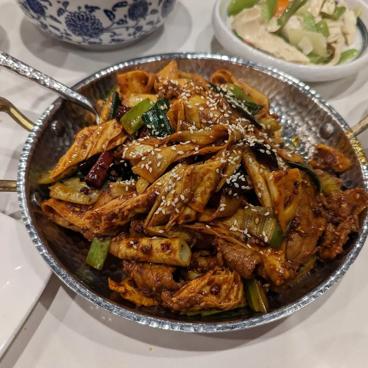 numb spicy beef tripe dry pot 招牌牛百叶香锅